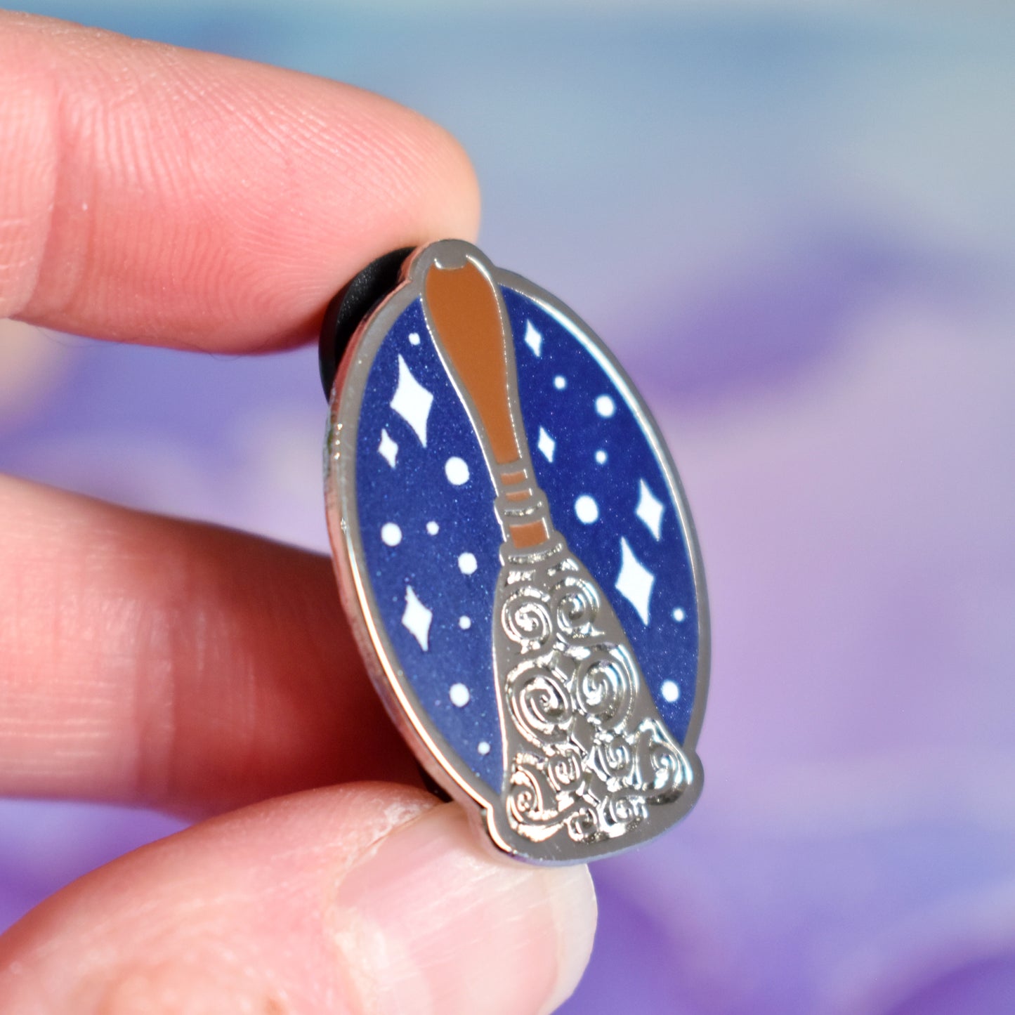 Ranna - The Old Kingdom - Enamel Pin